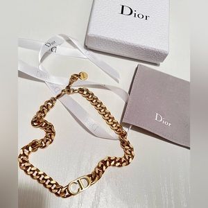 Dior gold necklace